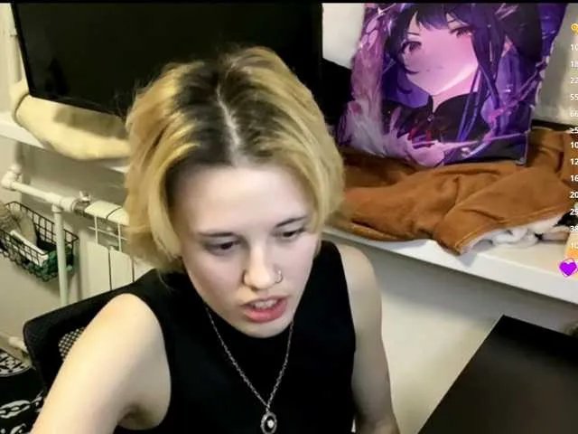 DeloiseChuta on BongaCams