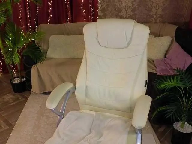 Lilu5107 on BongaCams