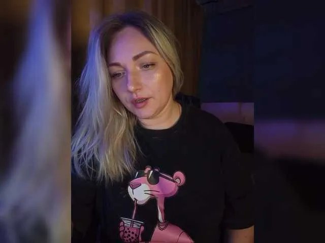 Tanysha-1 on BongaCams