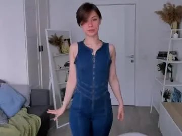 elannand on Chaturbate