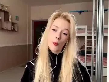 kaneshacurbelo — Goal hi chat Hi, my name is Sofia, I'm 18yo and #new #shy #18 #skinny #bigass [10 tokens remaining]