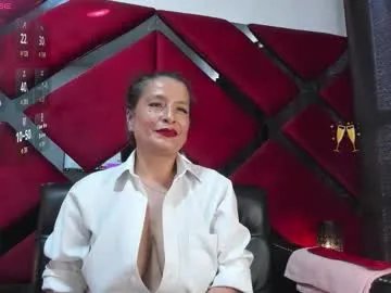 kendra_foxxy_ on Chaturbate