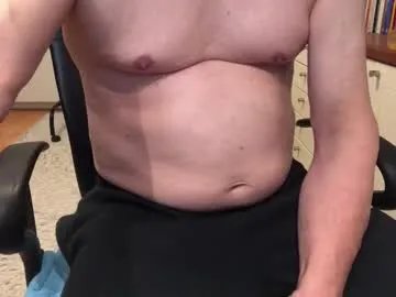 maxx_martin — Hi.. welcome to my place.. what can I do for you?:-) #fit #muscle #submissive #slave #daddy