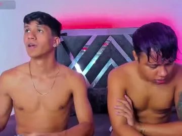 Group robertmiller21 on Chaturbate