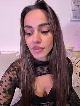 -Alisa — Play with me // Boobs out