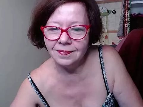 Adelewildx on StripChat