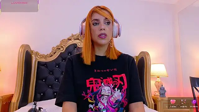 AdelinaVans on StripChat