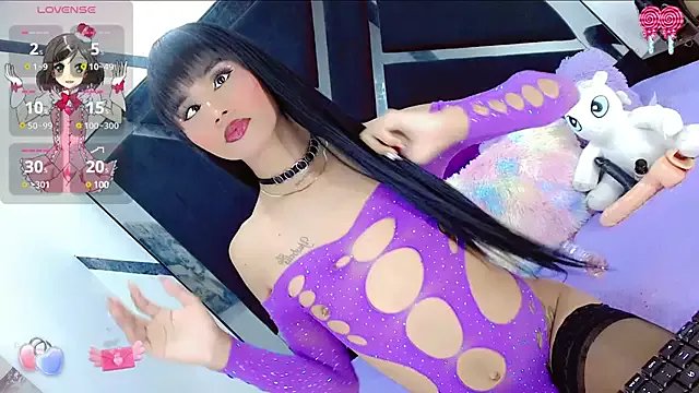 AlahiaDabion on StripChat