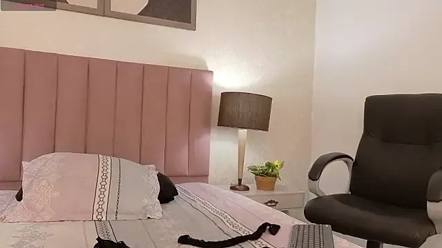 Alanagh_ — Freechat on StripChat