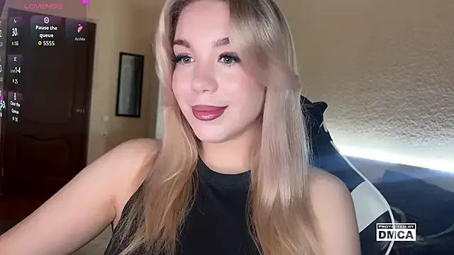 Freechat ariashaa on StripChat