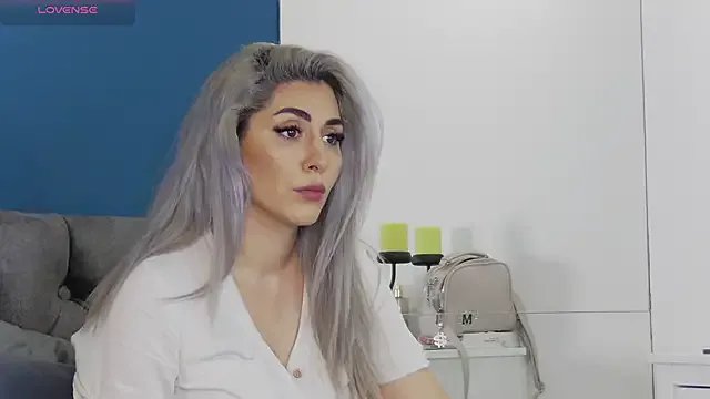 CelineMeyerr on StripChat