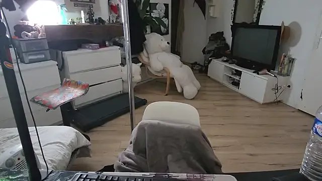 CeriseLapine on StripChat