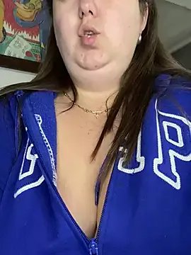 Chloee_Peach on StripChat