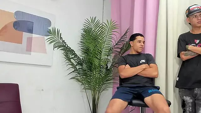 Crazy_nigth01 on StripChat