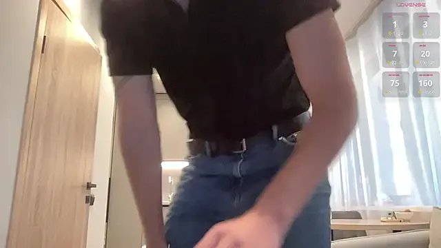 cute_mark on StripChat