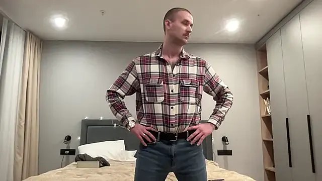 cute_mark on StripChat