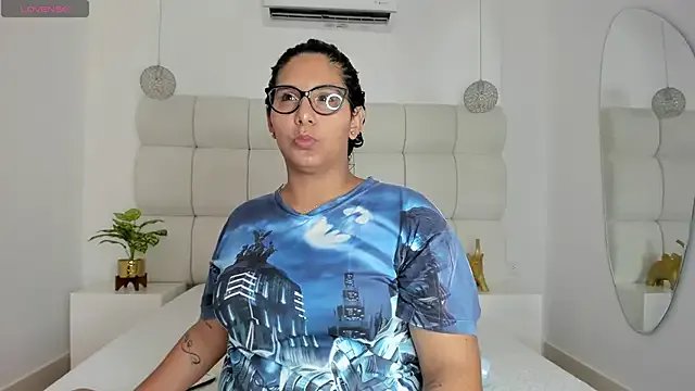 DanielleEvans_ on StripChat