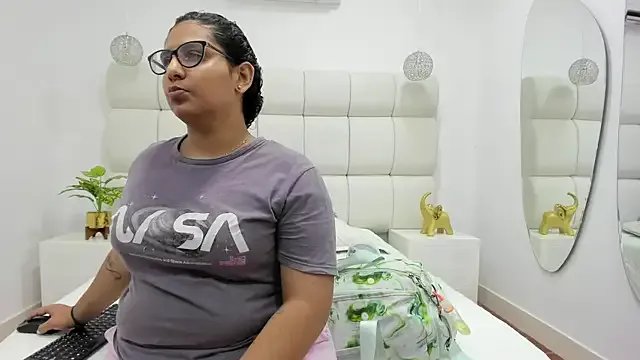 DanielleEvans_ on StripChat