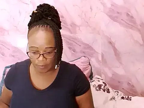 EbonyBloom69 on StripChat