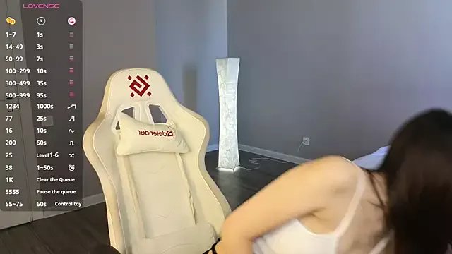 Ella_lee15 on StripChat