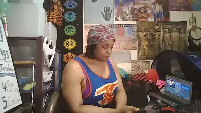 GardeniaFields on StripChat