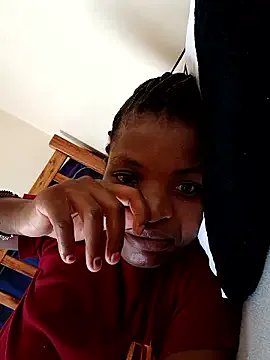 hotgal1112 on StripChat