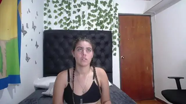 isabel_09 on StripChat
