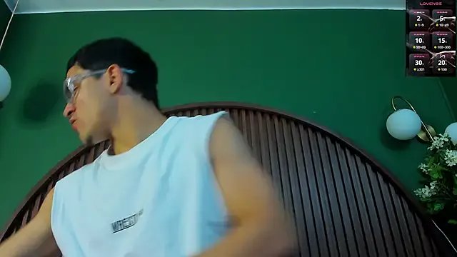 JeergMuscle on StripChat