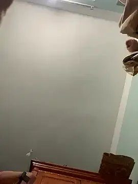 Liness101 on StripChat