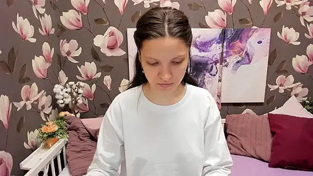 MelaniGrand on StripChat