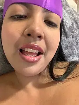 nicole_fisherr — show  pussy