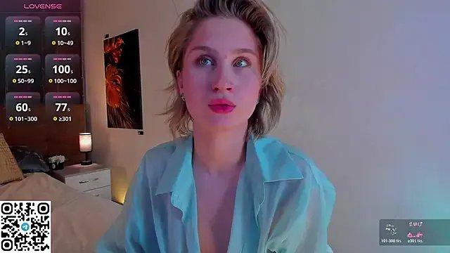 Freechat odelynbrower on StripChat