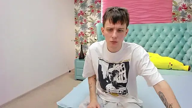 StripChat PackBev is Freechat PackBev — set aside the bottom