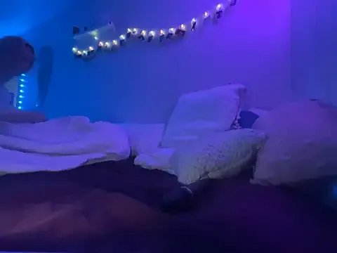 Prettylilalou — I NEED NEW TOYS!