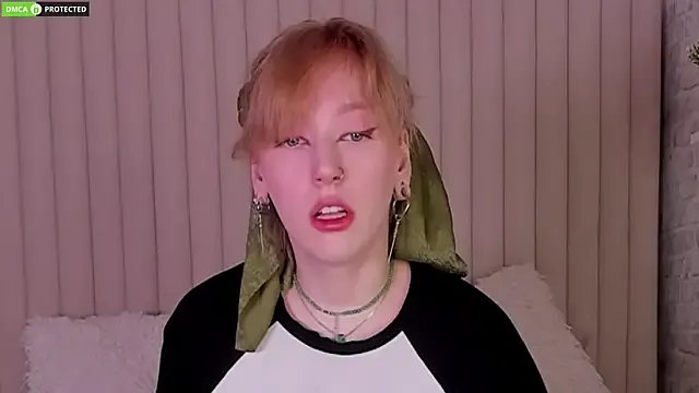 RachelCart on StripChat