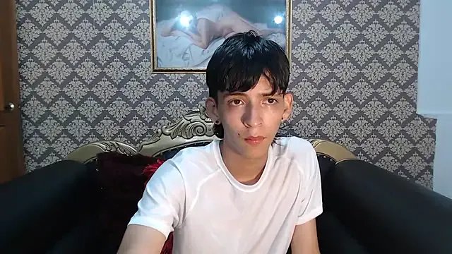 Freechat Sebas_cat on StripChat