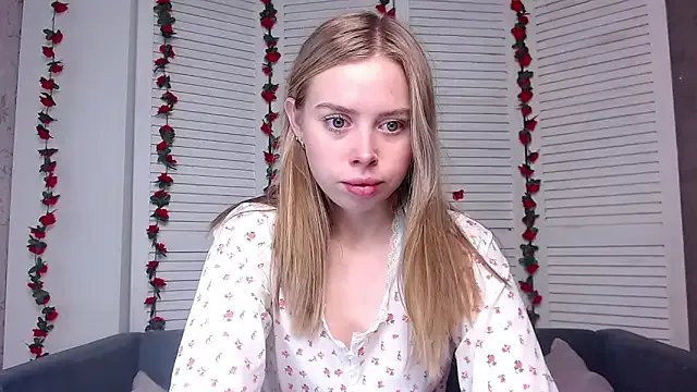 sofiaa_here on StripChat