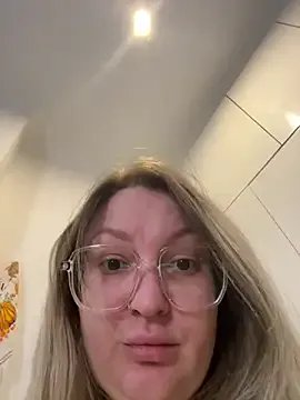 Teya_moon_ — Topless 10 minutes