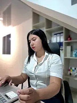 VAL_PRINCESS on StripChat