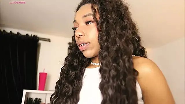 Valeriestyle on StripChat