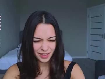 Photos of a_p_p_l_e from Chaturbate is Freechat