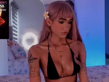 Unleash your urge for fetish cams livestreamers with our pick of steaming hot models, versed in the art of seduction and indulgence.