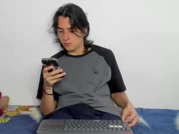 alex_connorr from Chaturbate is Freechat