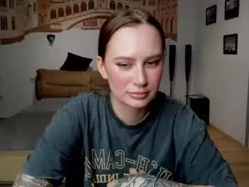Alisakanes webcams show profile image 