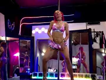 Unleash your urge for fetish cams livestreamers with our pick of steaming hot models, versed in the art of seduction and indulgence.