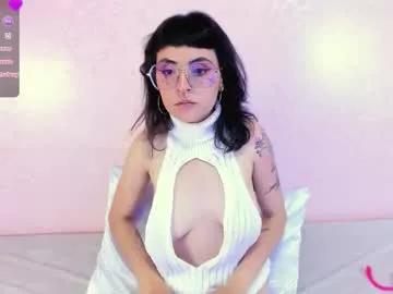 aradiamoonwhisper from Chaturbate is Freechat