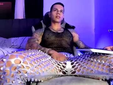 Unleash your urge for fetish cams livestreamers with our pick of steaming hot models, versed in the art of seduction and indulgence.