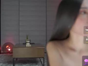 belle_adrienne model from Chaturbate