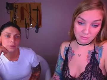 Unleash your urge for fetish cams livestreamers with our pick of steaming hot models, versed in the art of seduction and indulgence.