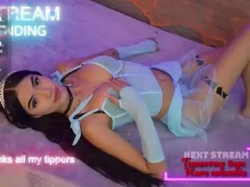 Unleash your urge for fetish cams livestreamers with our pick of steaming hot models, versed in the art of seduction and indulgence.